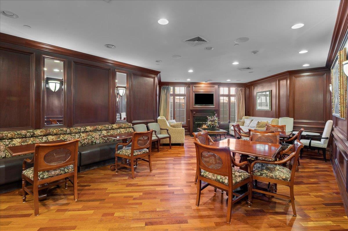 55 1st Street # 207, Pelham, NY 10803