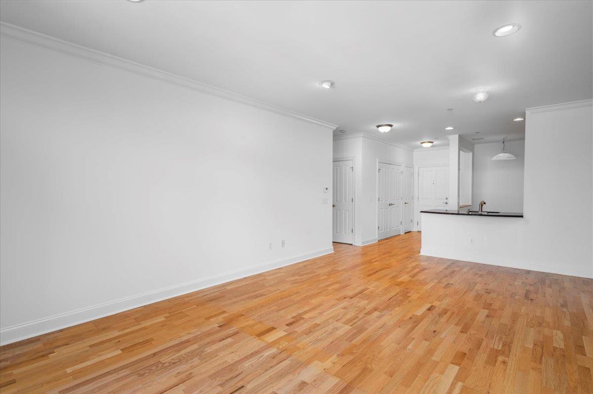 55 1st Street # 207, Pelham, NY 10803