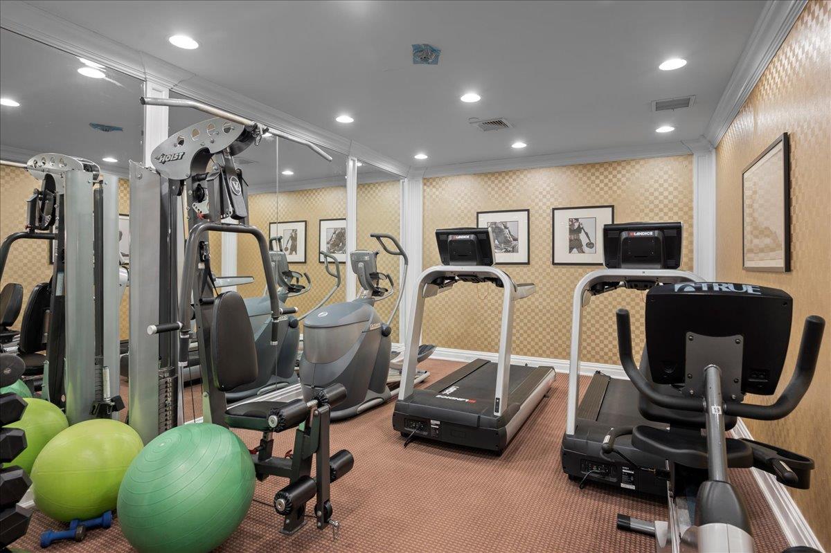 55 1st Street # 207, Pelham, NY 10803