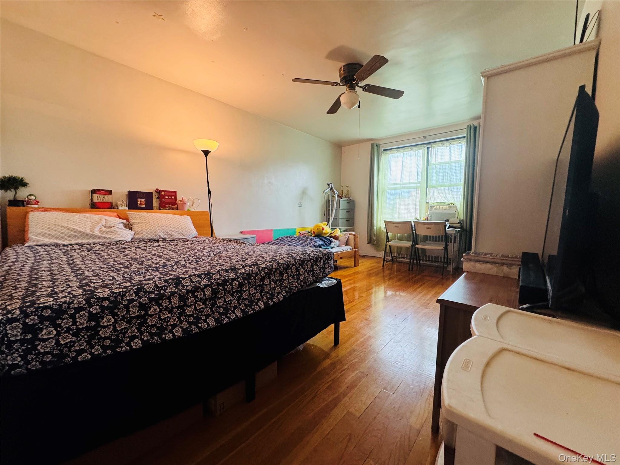 63-84 Saunders Street # 2G, Rego Park, NY 11374