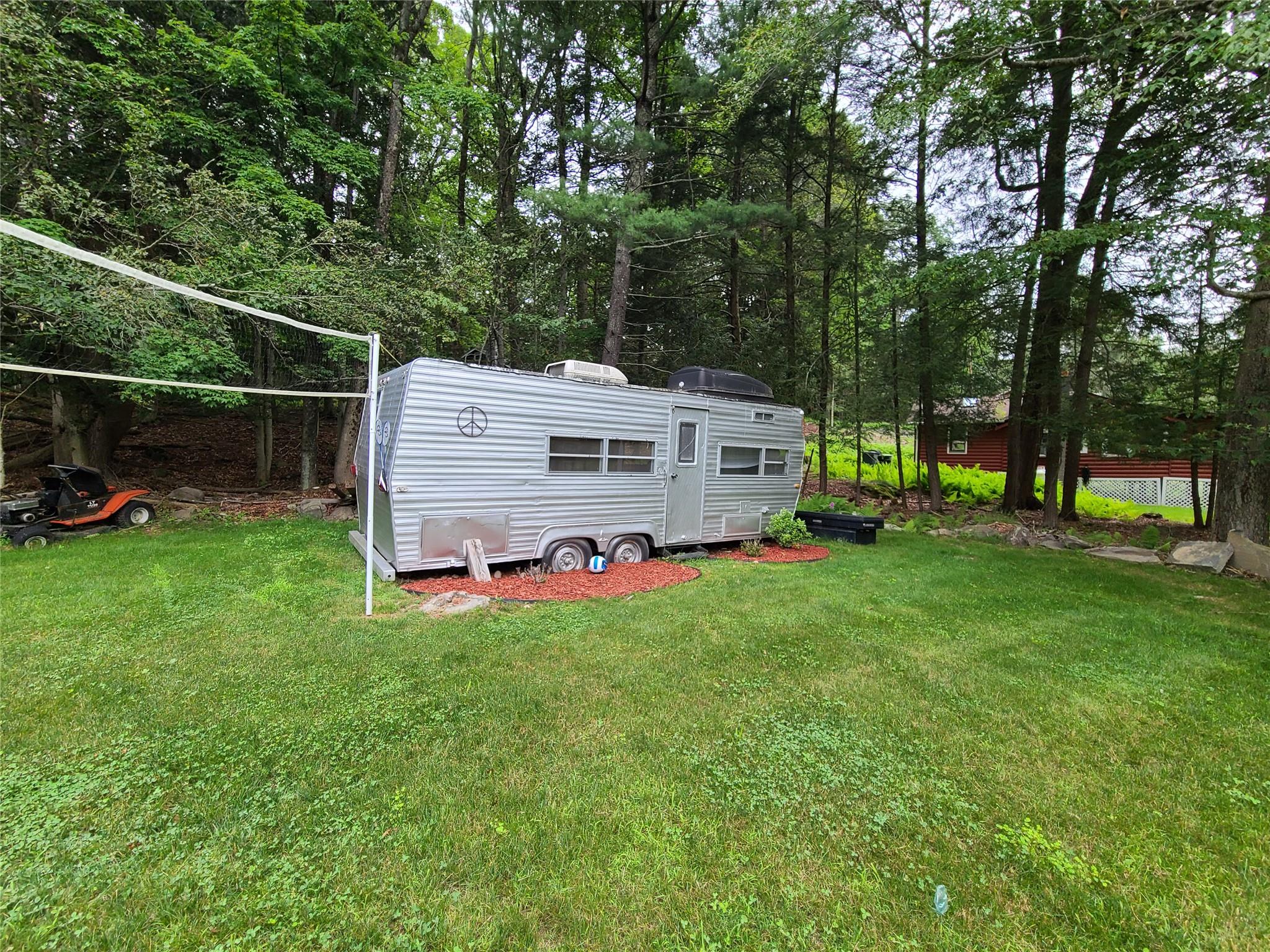 39 E James Avenue, Smallwood, NY 12778