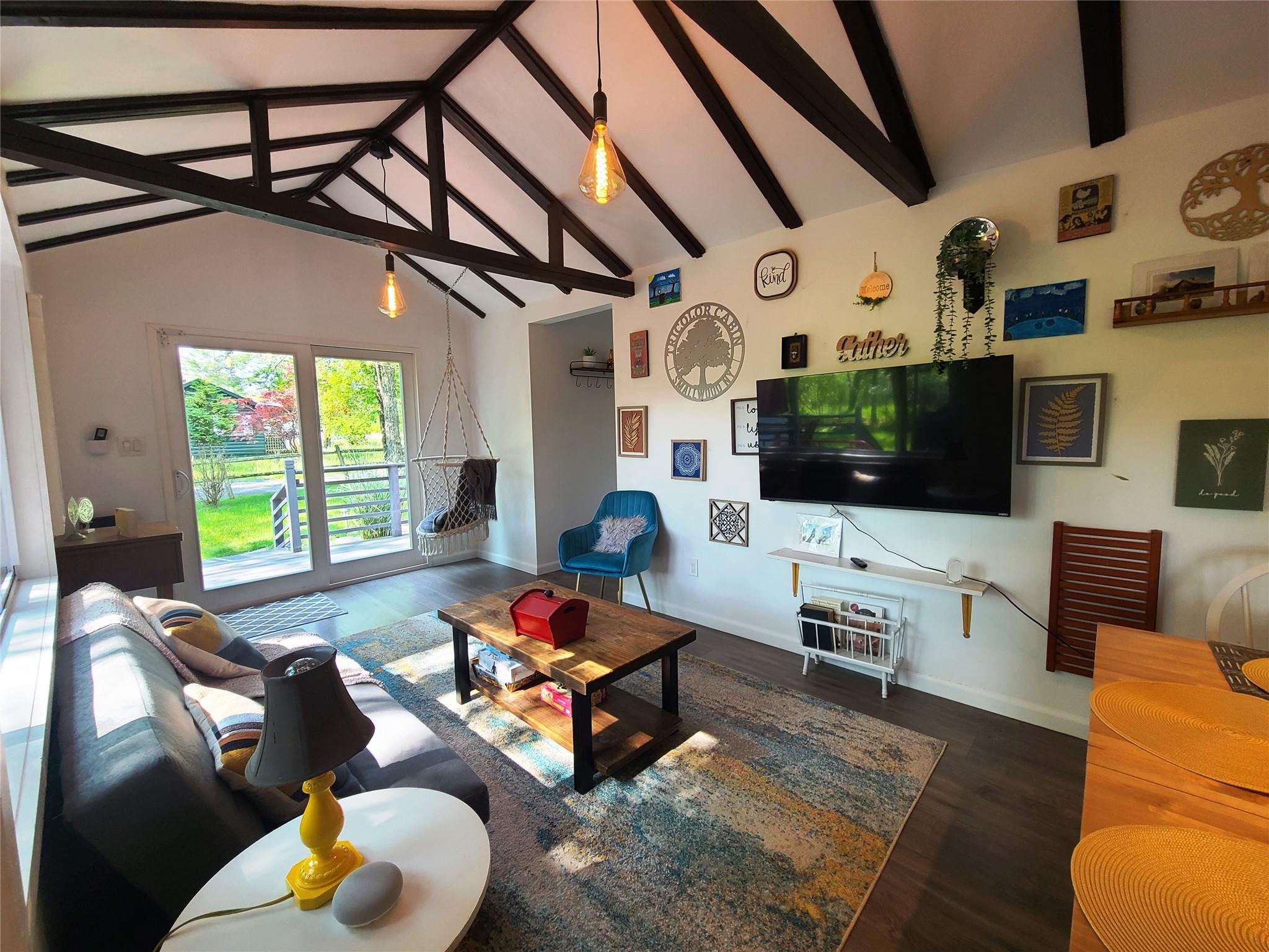 39 E James Avenue, Smallwood, NY 12778