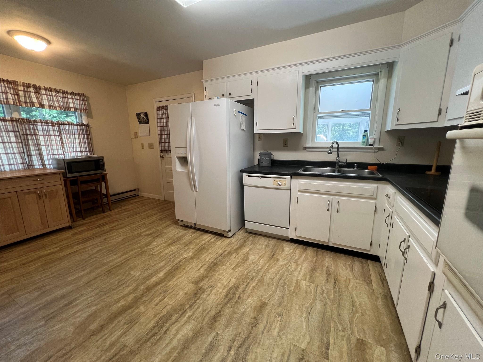 39 Hilltop Lane, Narrowsburg, NY 12764