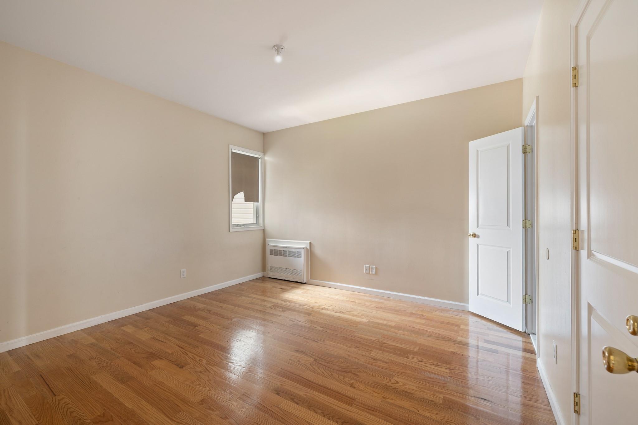 342 Blauvelt Road, Monsey, NY 10952