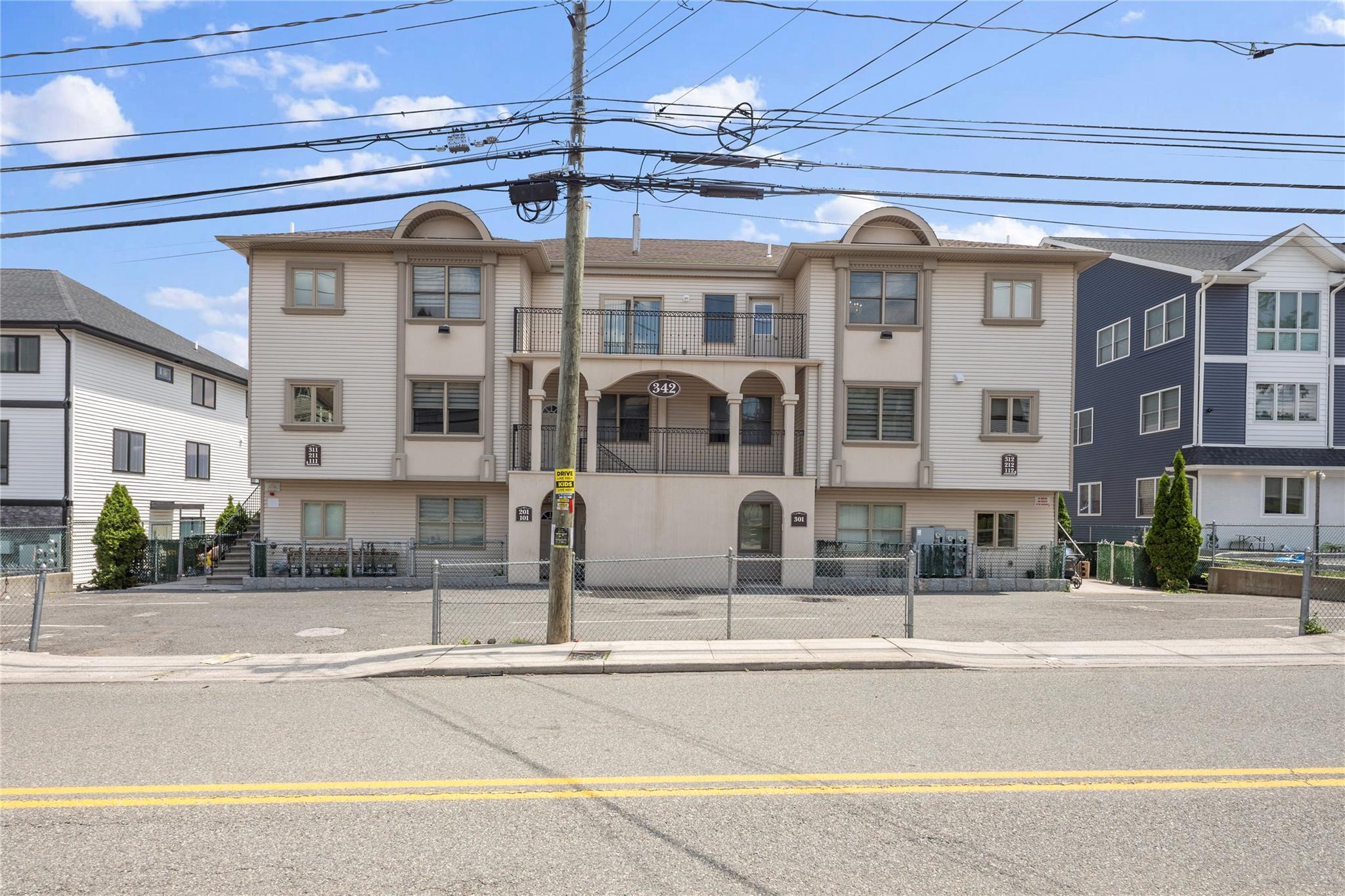 342 Blauvelt Road, Monsey, NY 10952