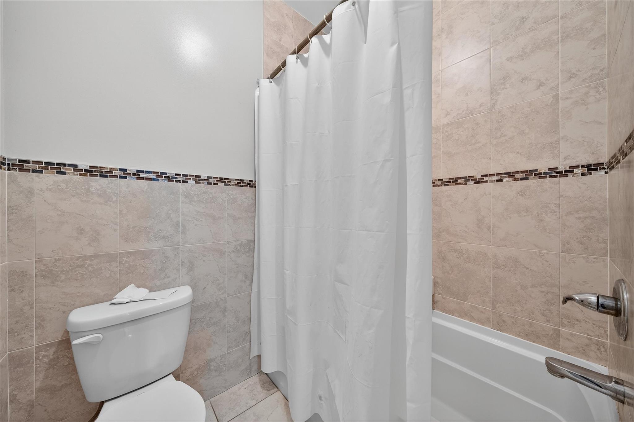 6 Hamburg Way # 2, Monroe, NY 10950