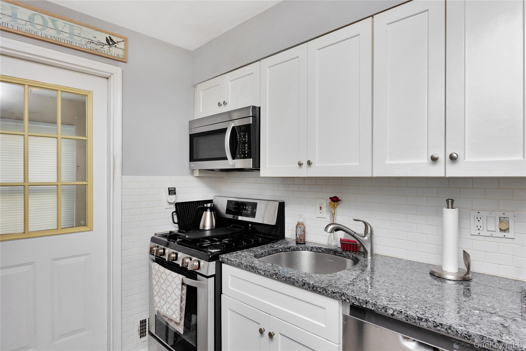 114 Washington Street, Farmingdale, NY 11735