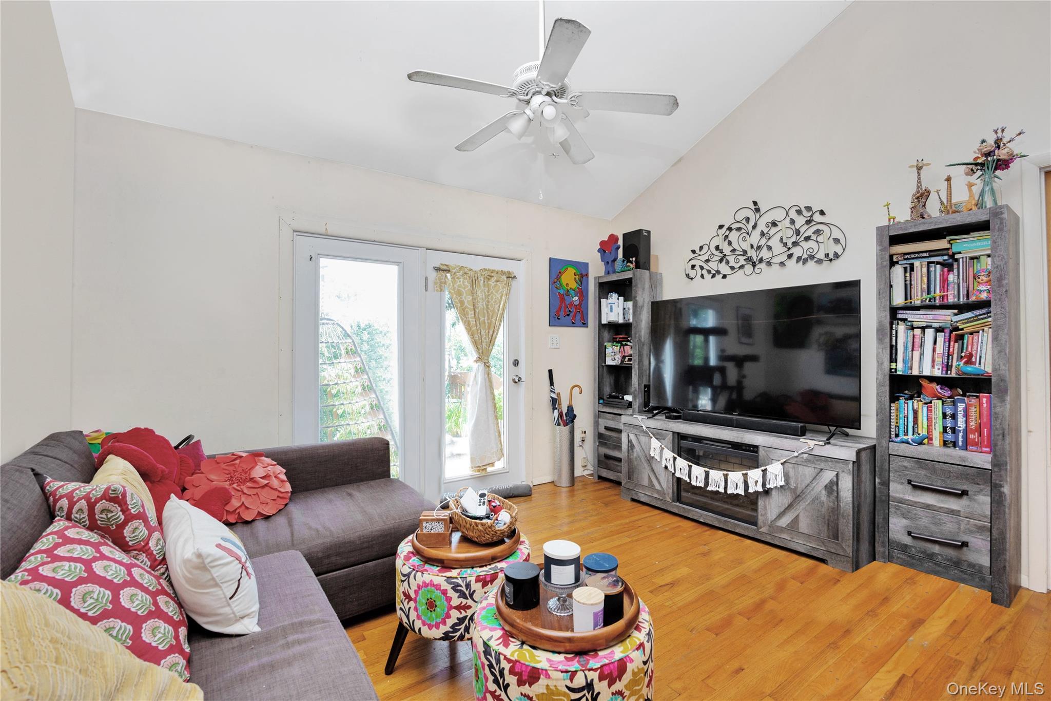 114 Washington Street, Farmingdale, NY 11735