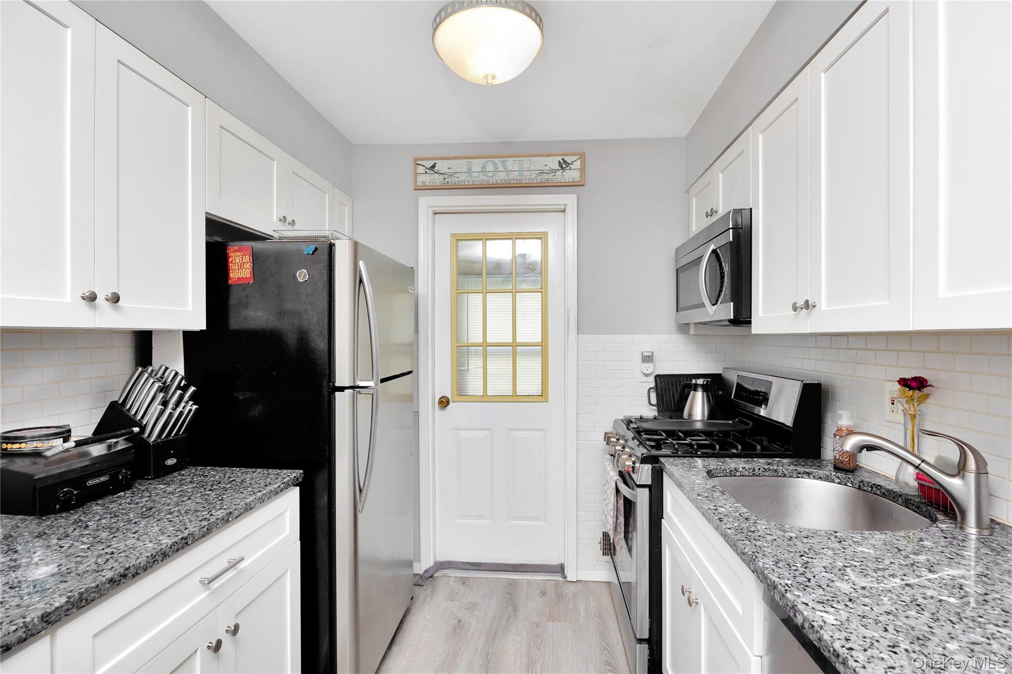 114 Washington Street, Farmingdale, NY 11735