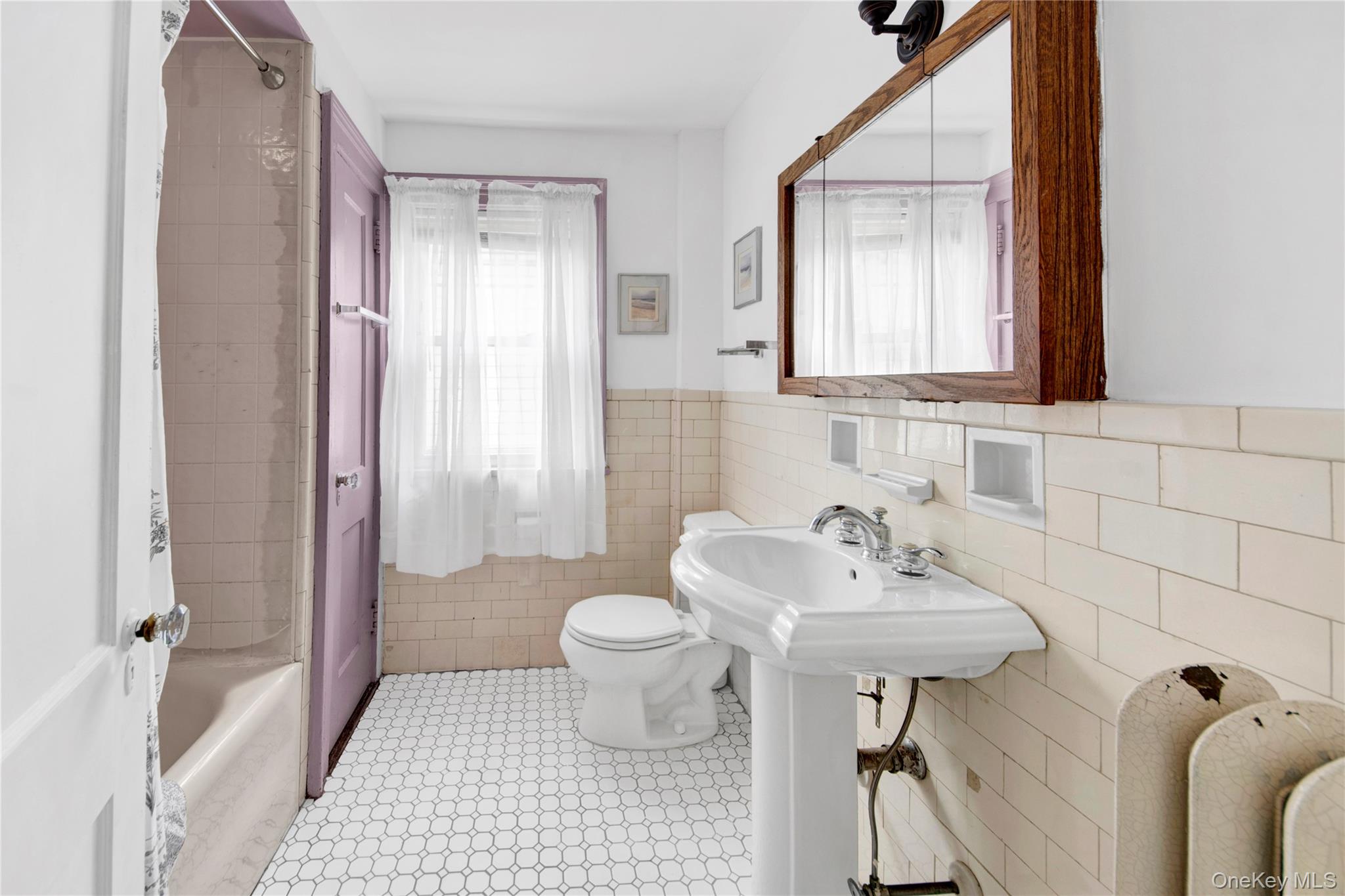 431 E Sidney Avenue, Mount Vernon, NY 10553