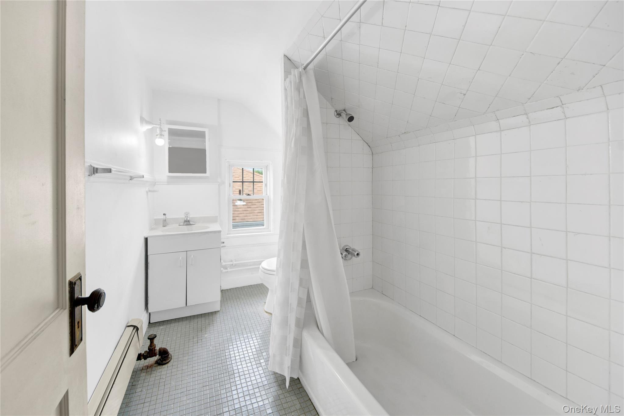 431 E Sidney Avenue, Mount Vernon, NY 10553