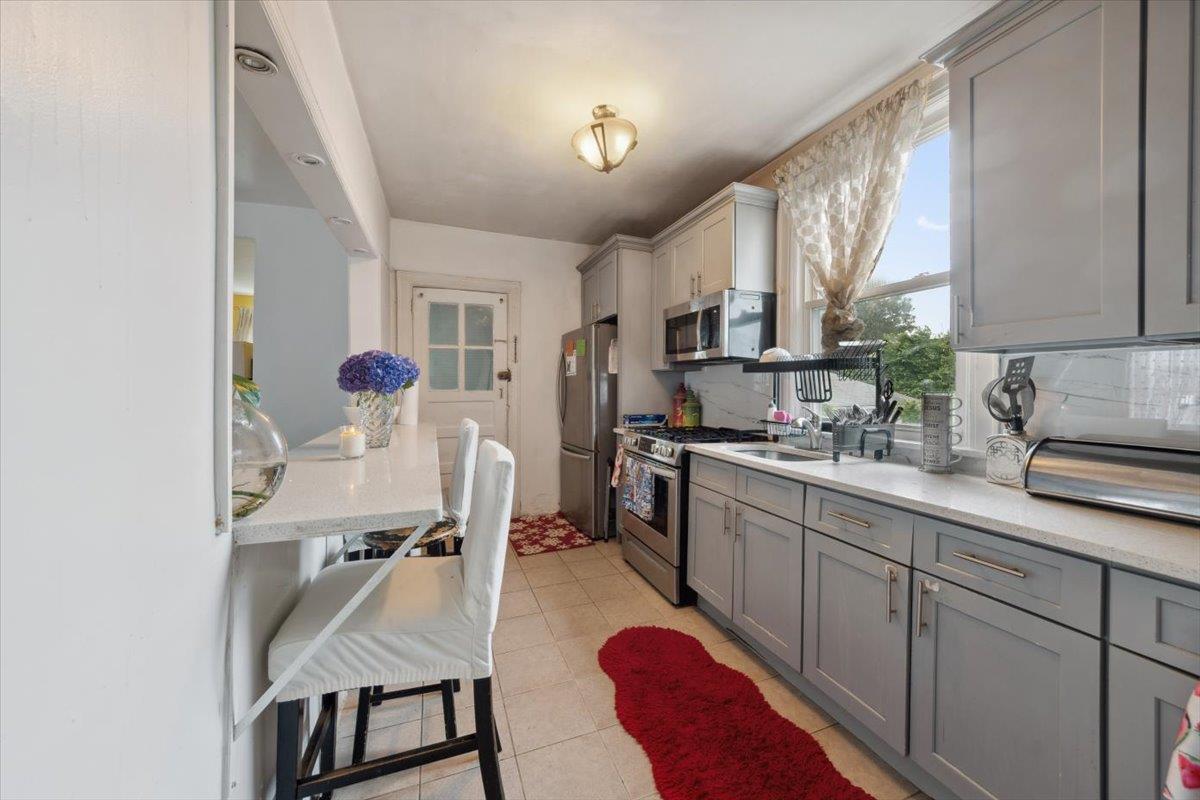 317 Hawthorne Avenue, Yonkers, NY 10705