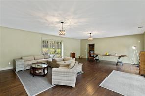 118 Old Mill River Road, Pound Ridge, NY 10576
