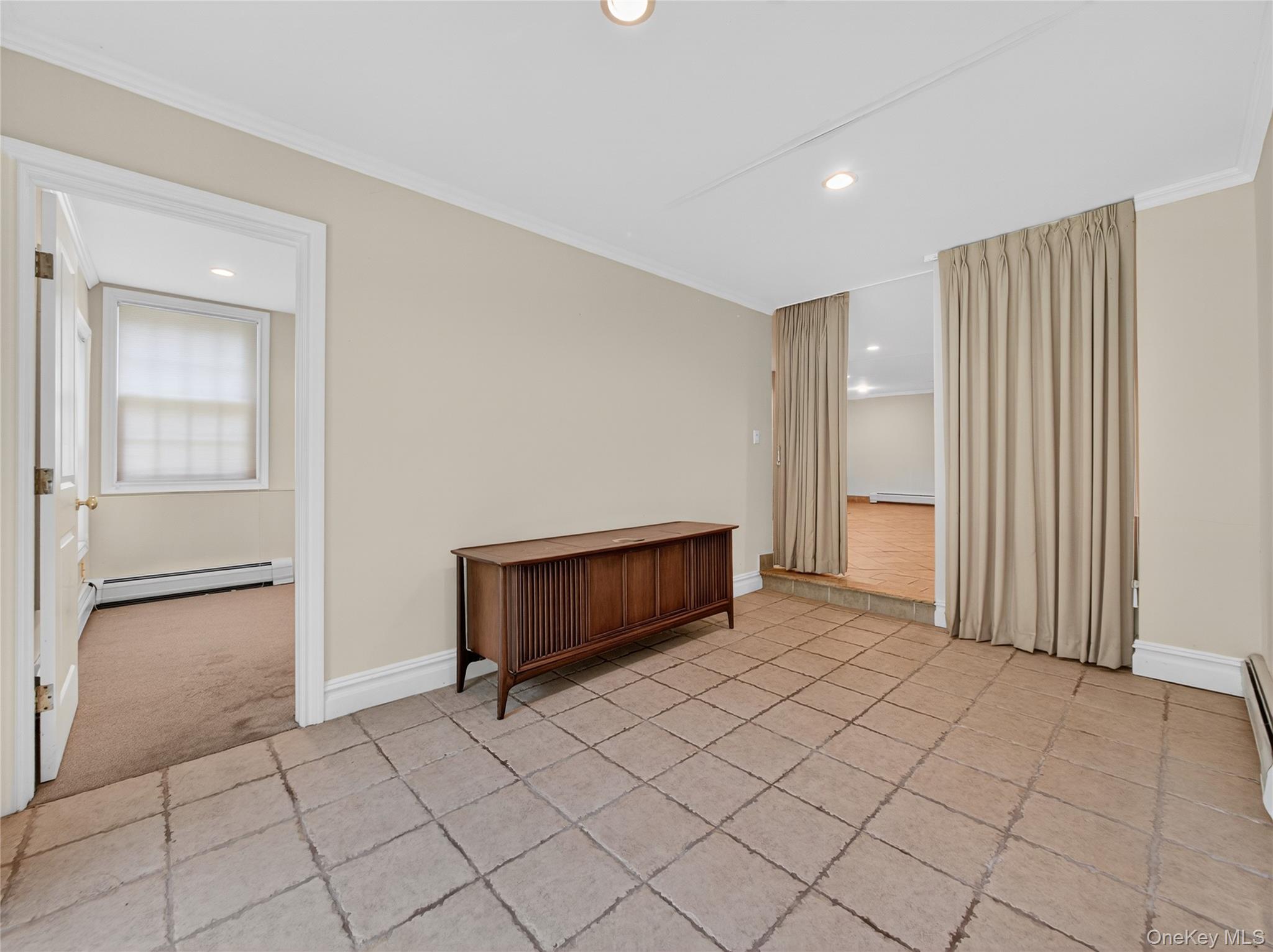 516 Oak Tree Road, Palisades, NY 10964