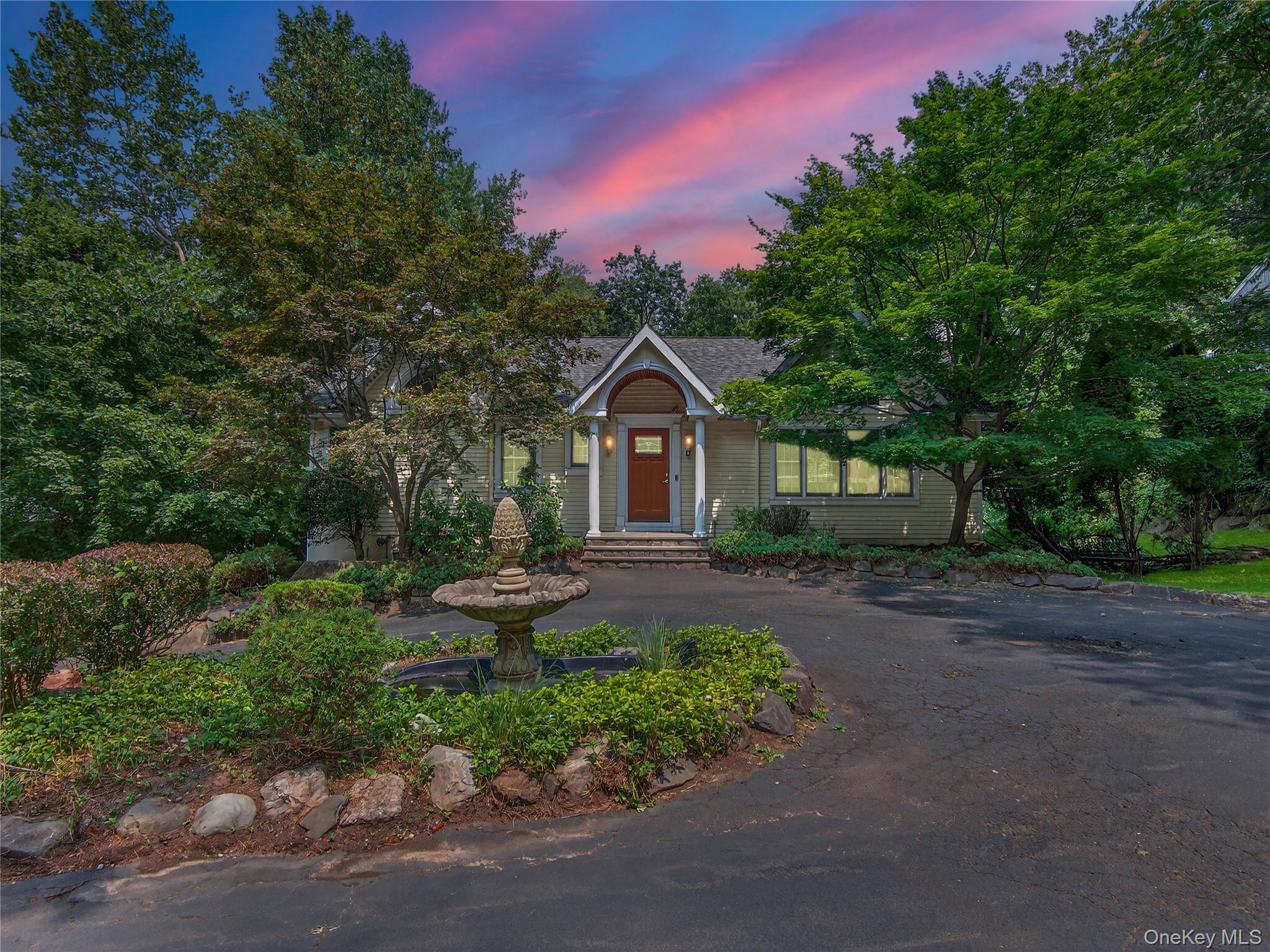 516 Oak Tree Road, Palisades, NY 10964