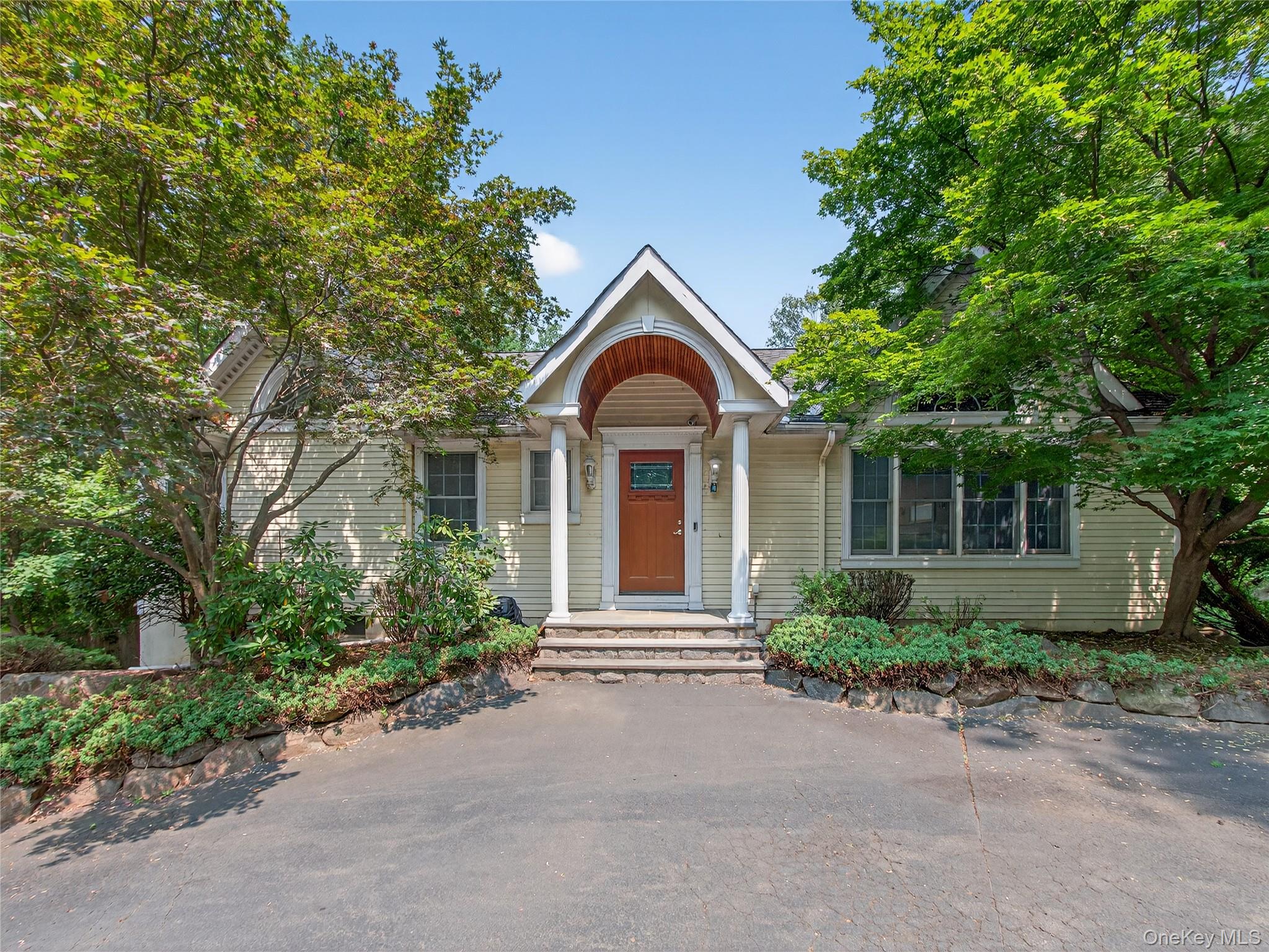 516 Oak Tree Road, Palisades, NY 10964