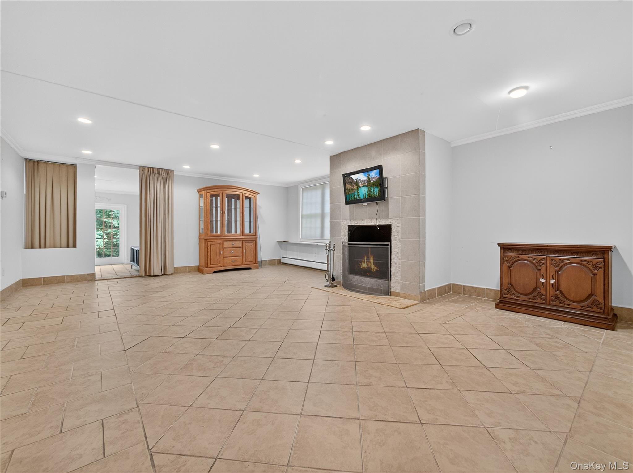 516 Oak Tree Road, Palisades, NY 10964