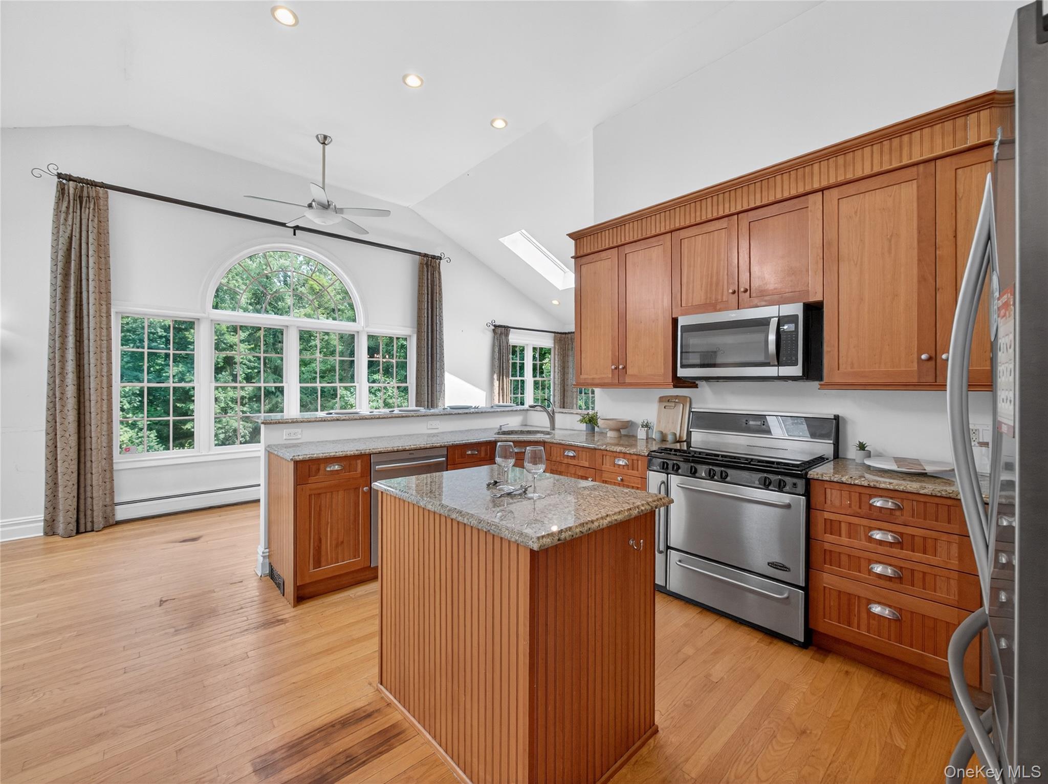 516 Oak Tree Road, Palisades, NY 10964