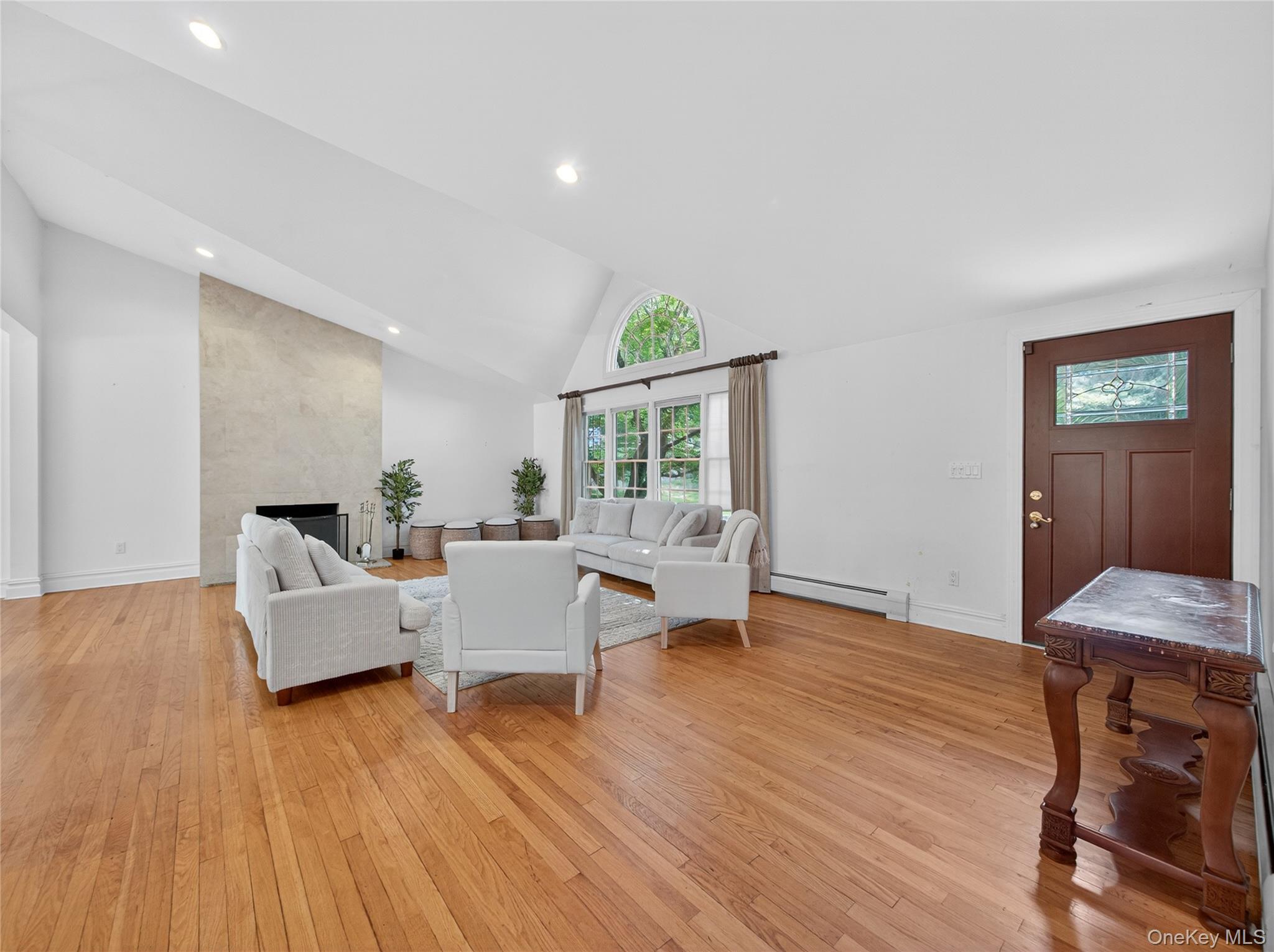 516 Oak Tree Road, Palisades, NY 10964