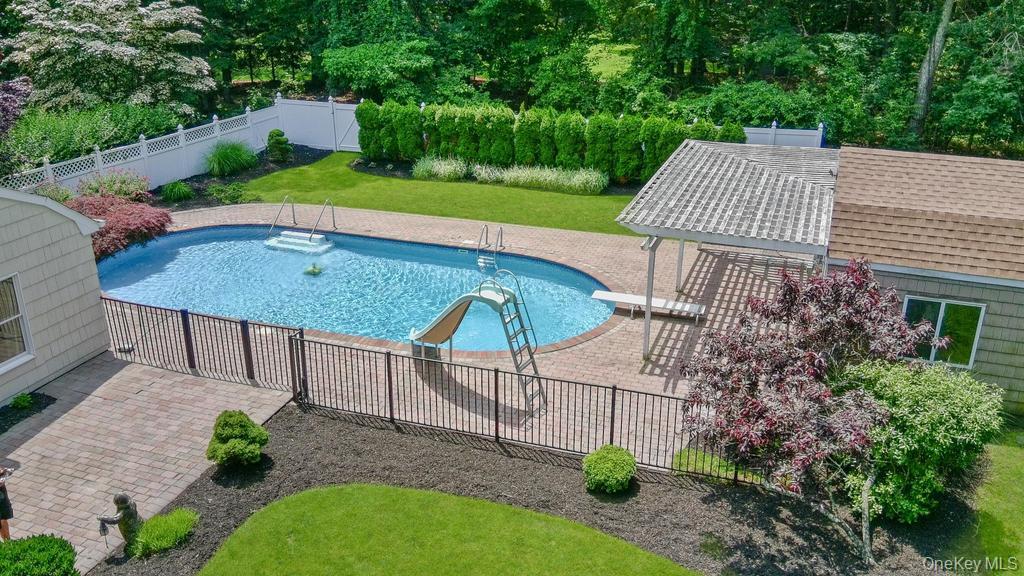 15 Stillwood Road, Brookhaven, NY 11719