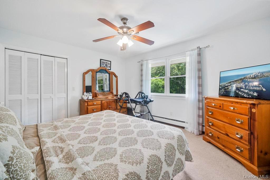 15 Stillwood Road, Brookhaven, NY 11719