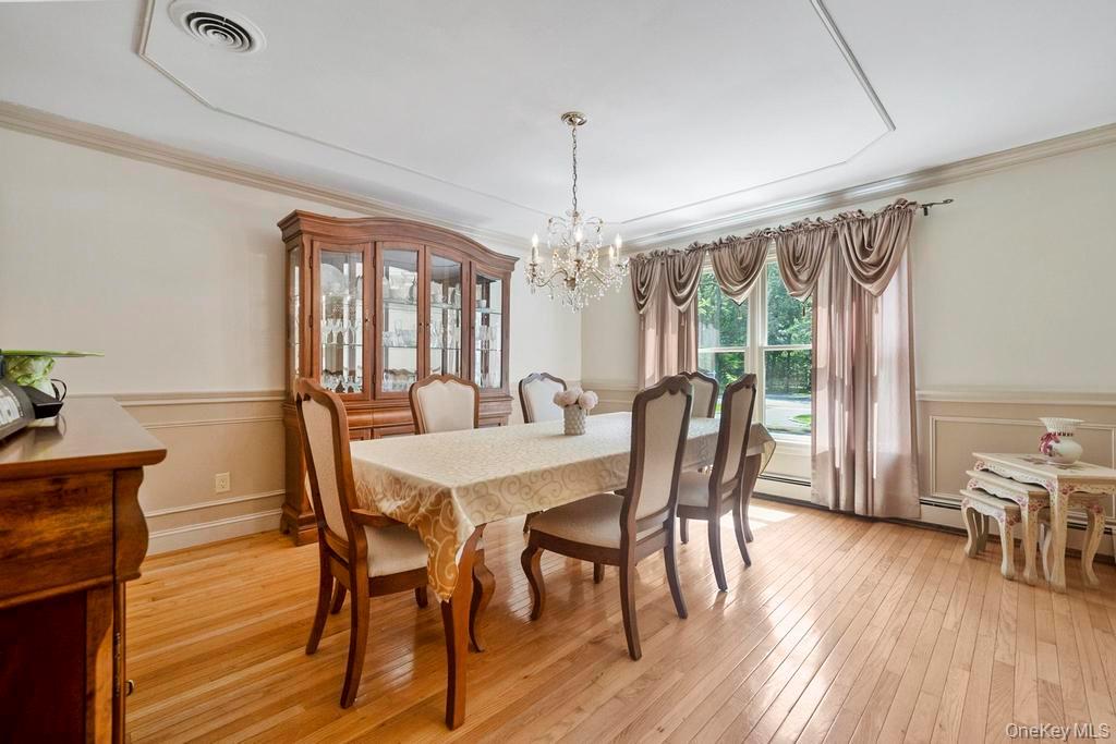 15 Stillwood Road, Brookhaven, NY 11719