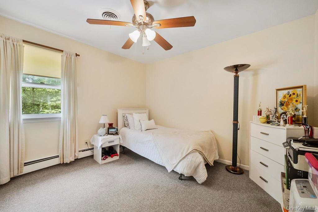 15 Stillwood Road, Brookhaven, NY 11719