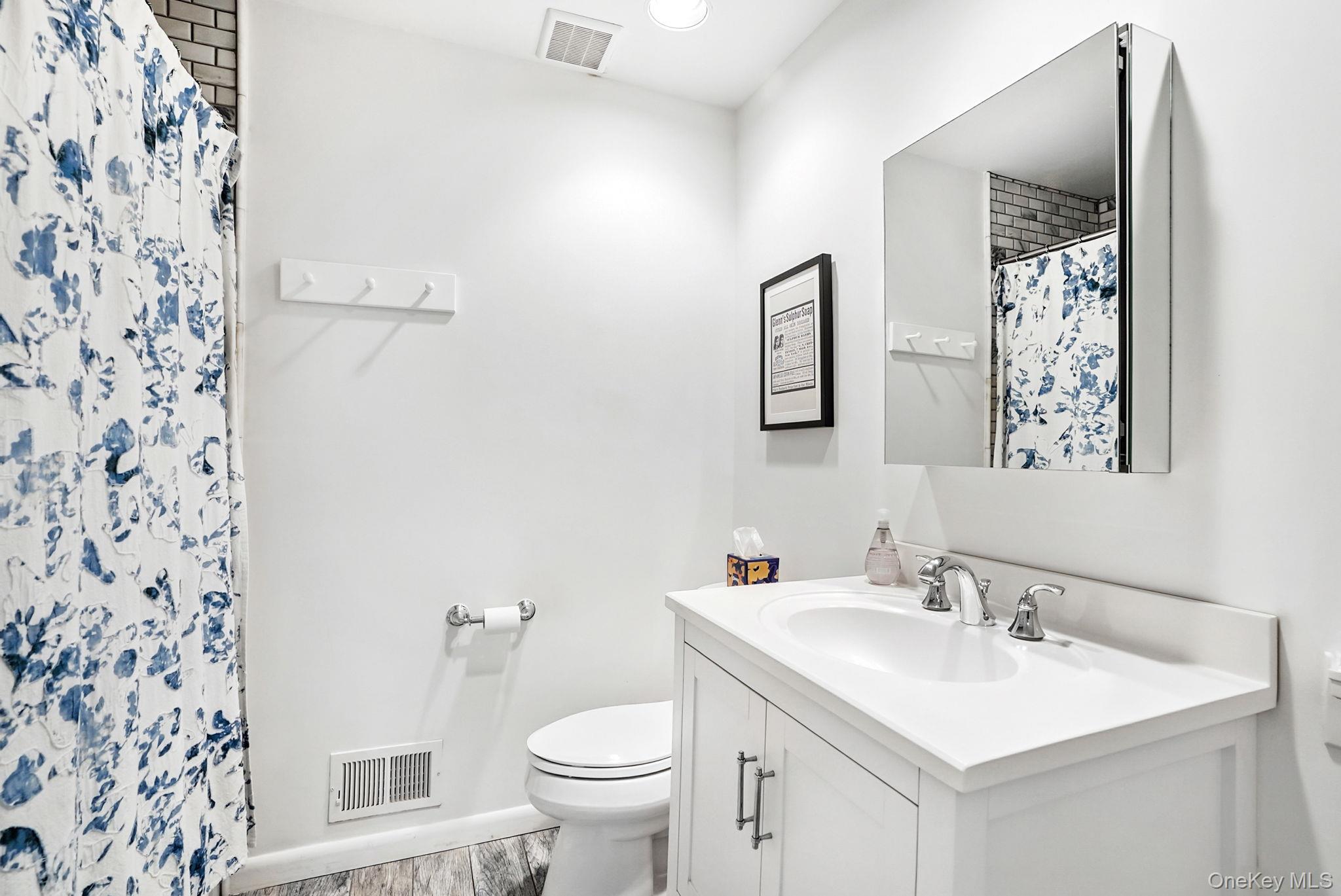 16 Timber Ridge, Mount Kisco, NY 10549