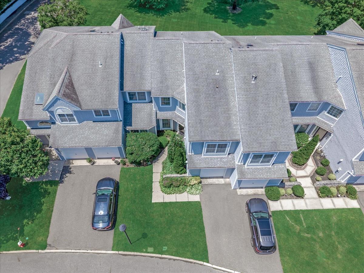 55 Lakebridge Drive S, Kings Park, NY 11754