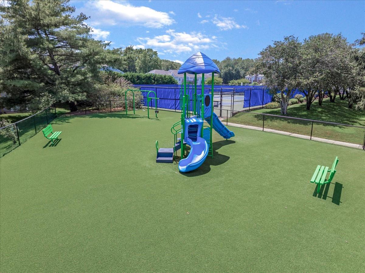 55 Lakebridge Drive S, Kings Park, NY 11754