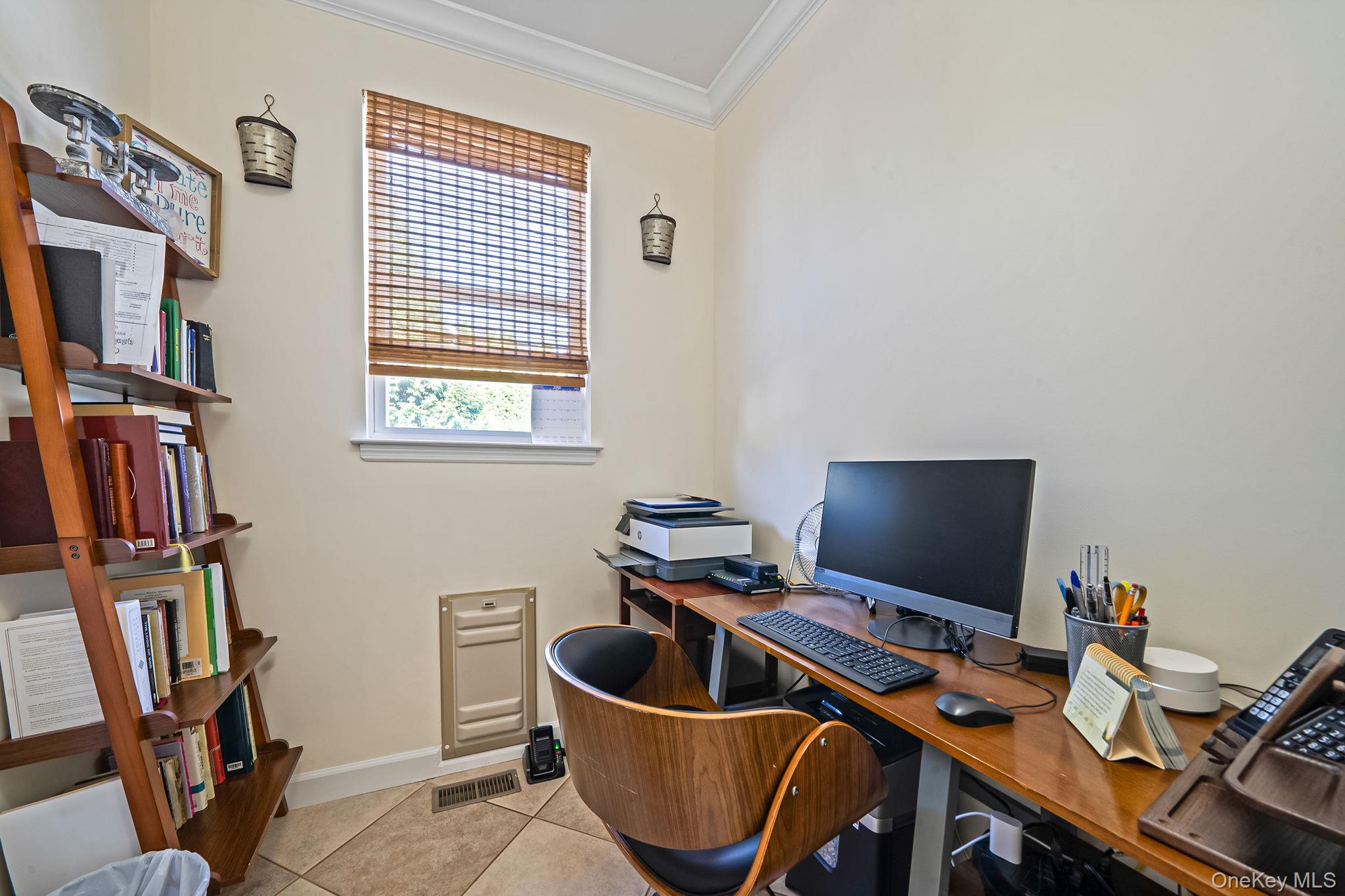 18 Cayla Lane, Port Jefferson Station, NY 11776