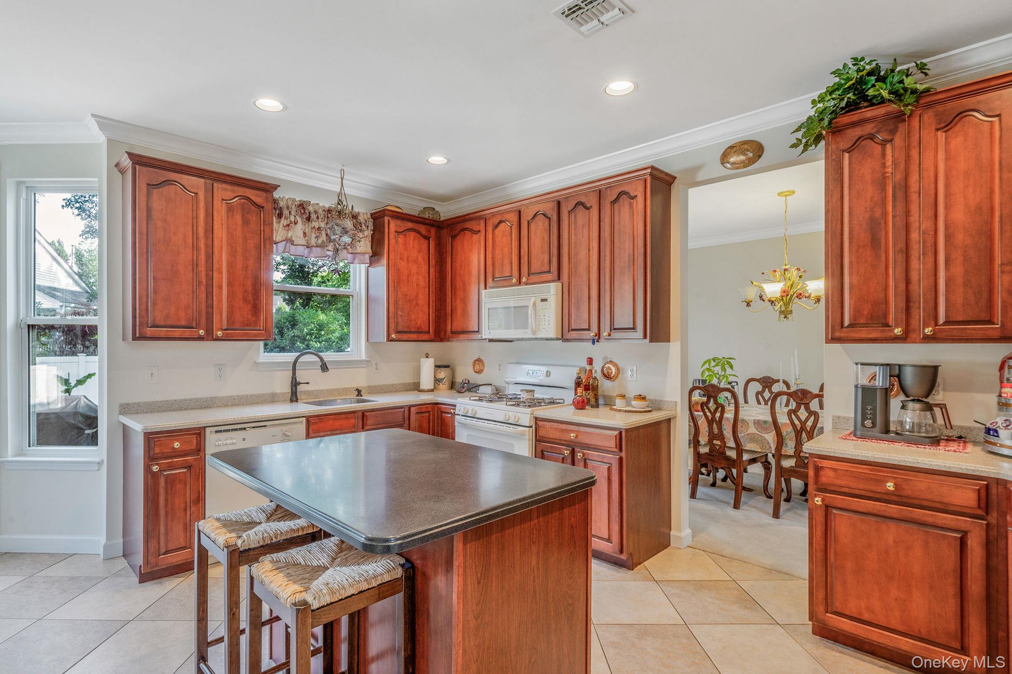 18 Cayla Lane, Port Jefferson Station, NY 11776