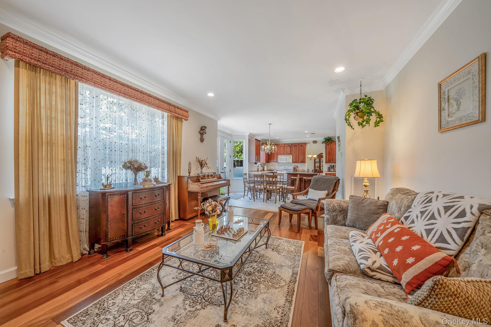 18 Cayla Lane, Port Jefferson Station, NY 11776