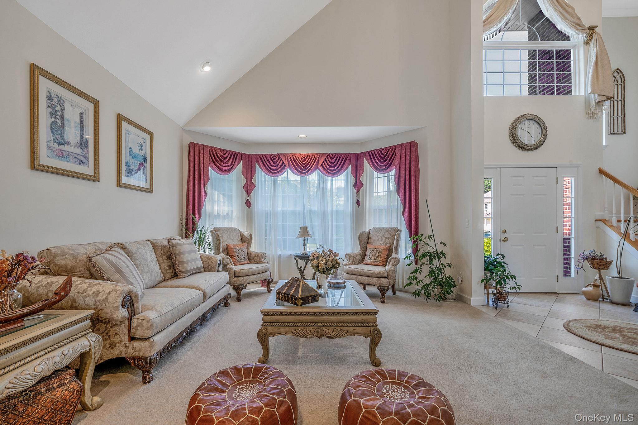 18 Cayla Lane, Port Jefferson Station, NY 11776