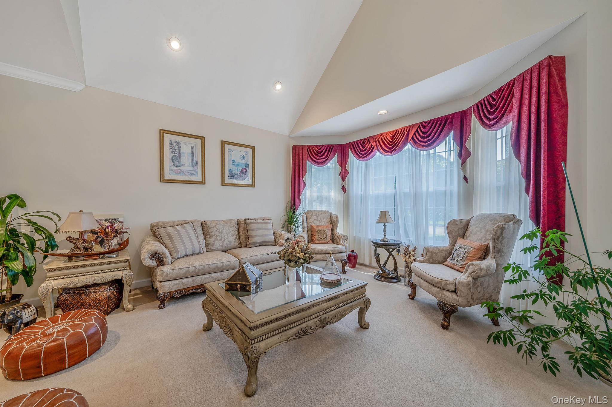 18 Cayla Lane, Port Jefferson Station, NY 11776