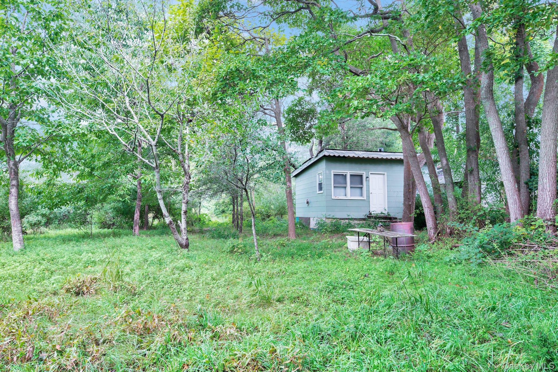 965 Breakwater Road, Mattituck, NY 11952