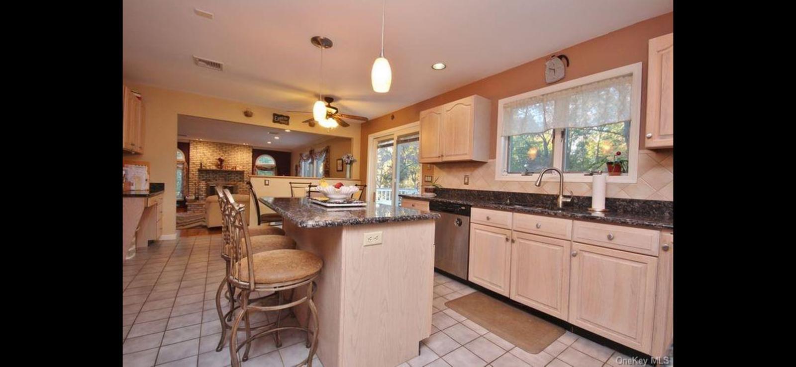 15 Ryder Court, Stony Point, NY 10980