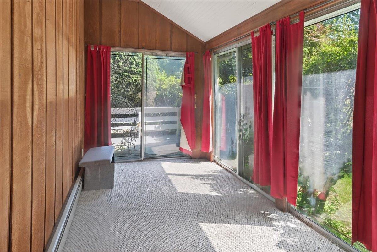 134 Warner Avenue, Roslyn Heights, NY 11577