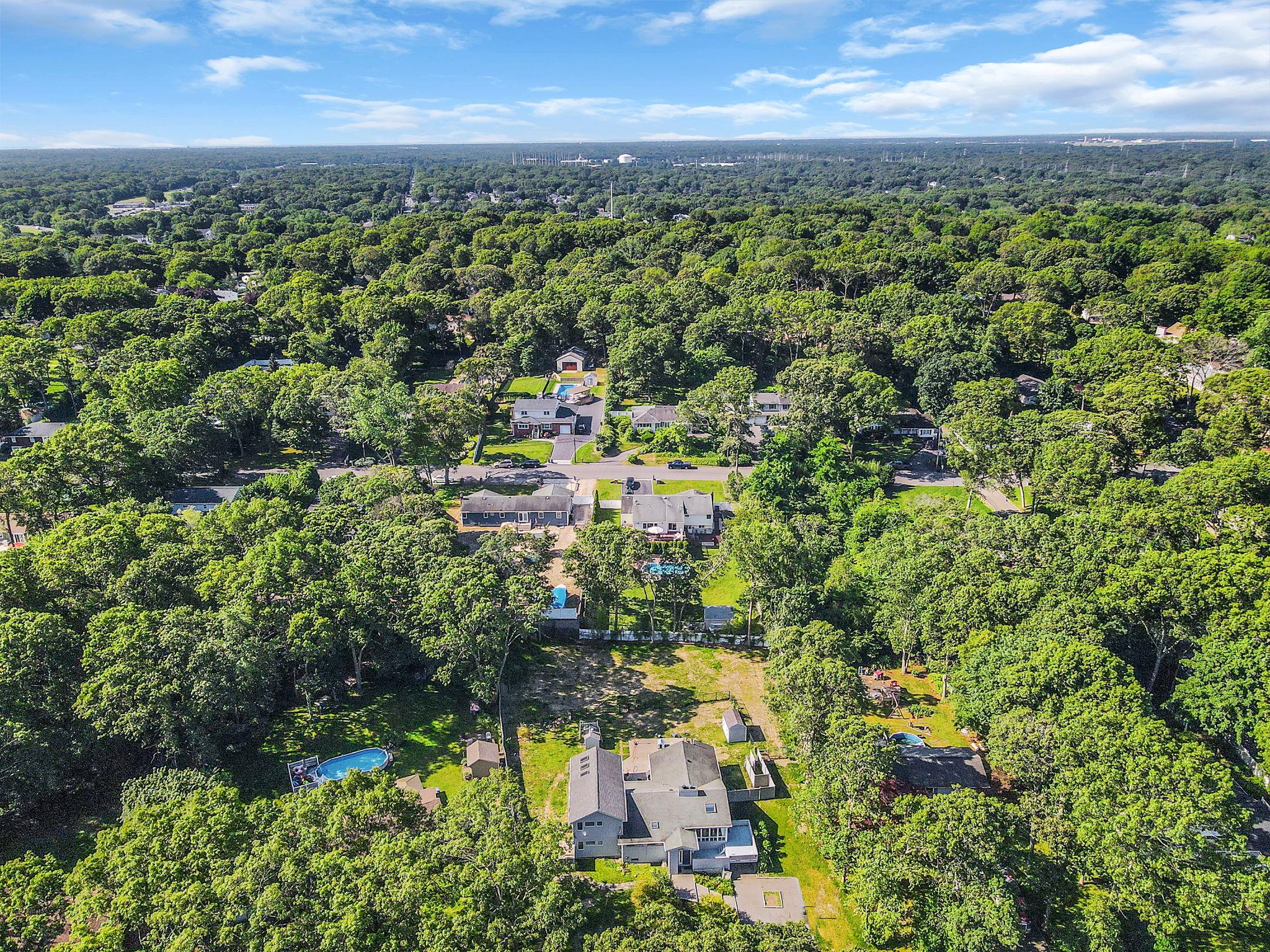 26 Liber Boulevard, Farmingville, NY 11738