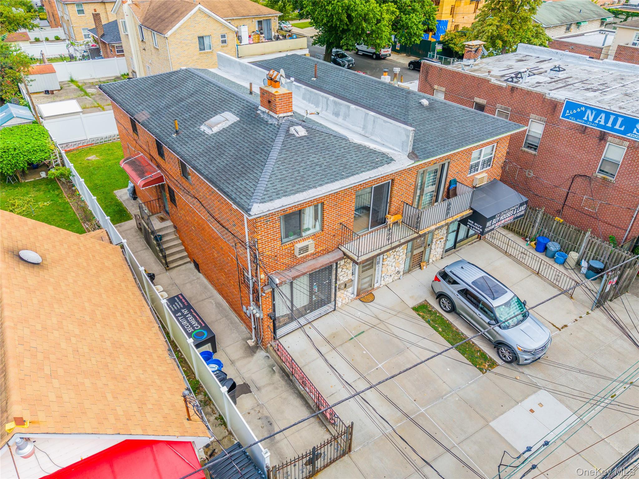 7511 164th St, Fresh Meadows, NY 11366