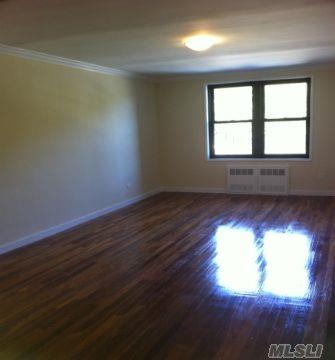 150-15 72 Road # 4G, Flushing, NY 11367