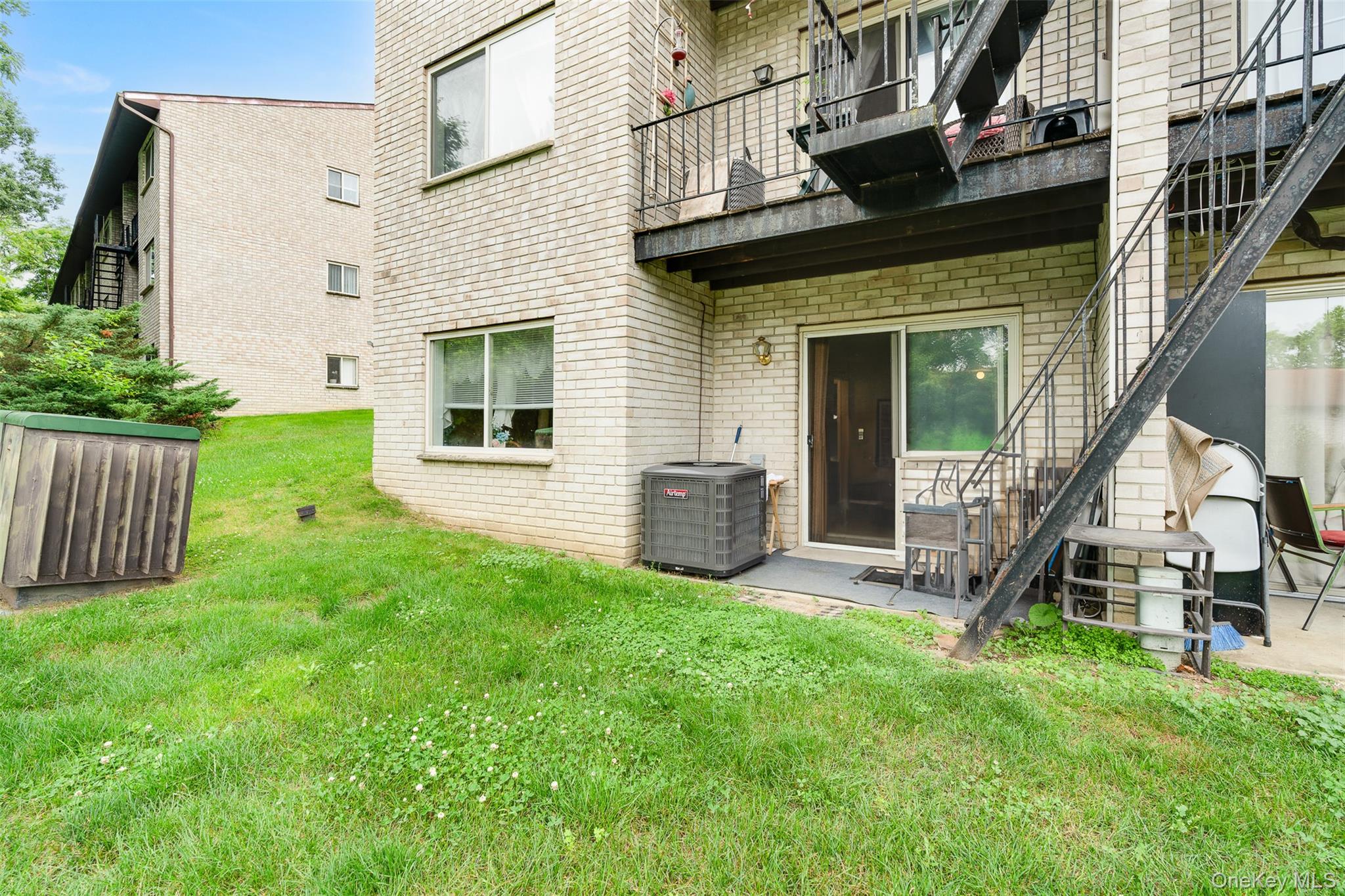 26 Cooper Road # 416, Poughkeepsie, NY 12603