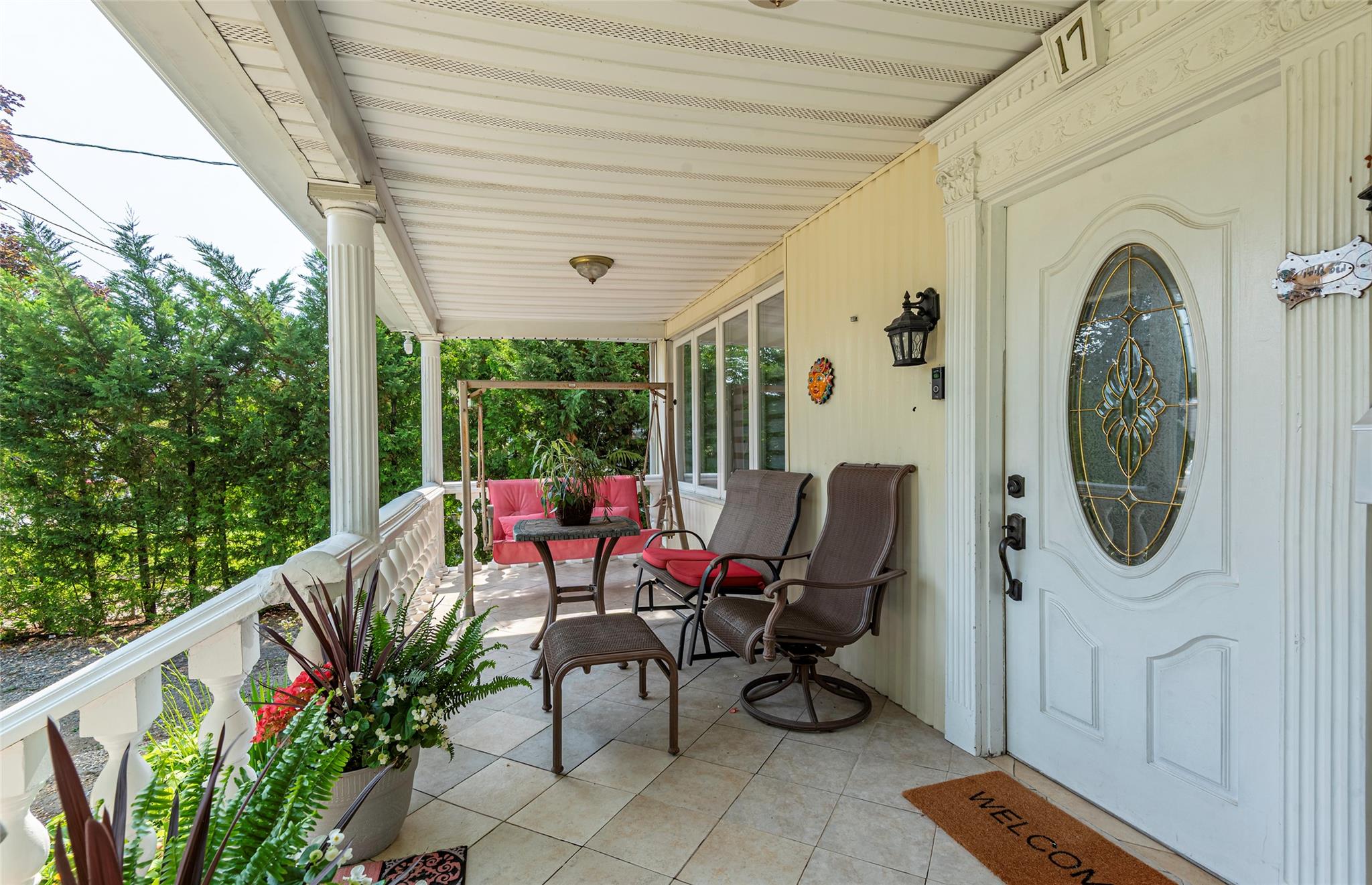 17 Hicks Lane, Great Neck, NY 11024