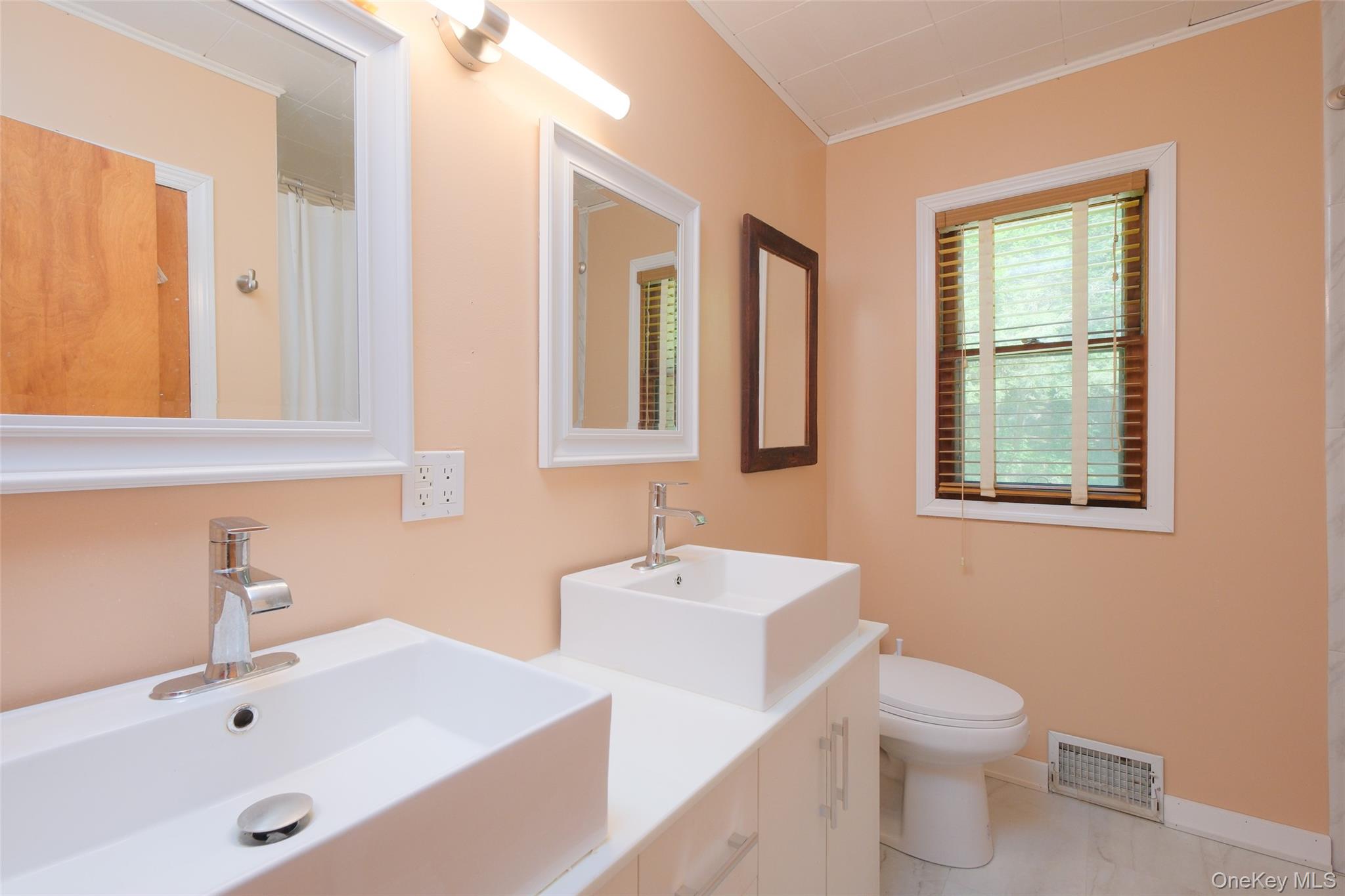 11 Trail Of The Hemlocks, Putnam Valley, NY 10579