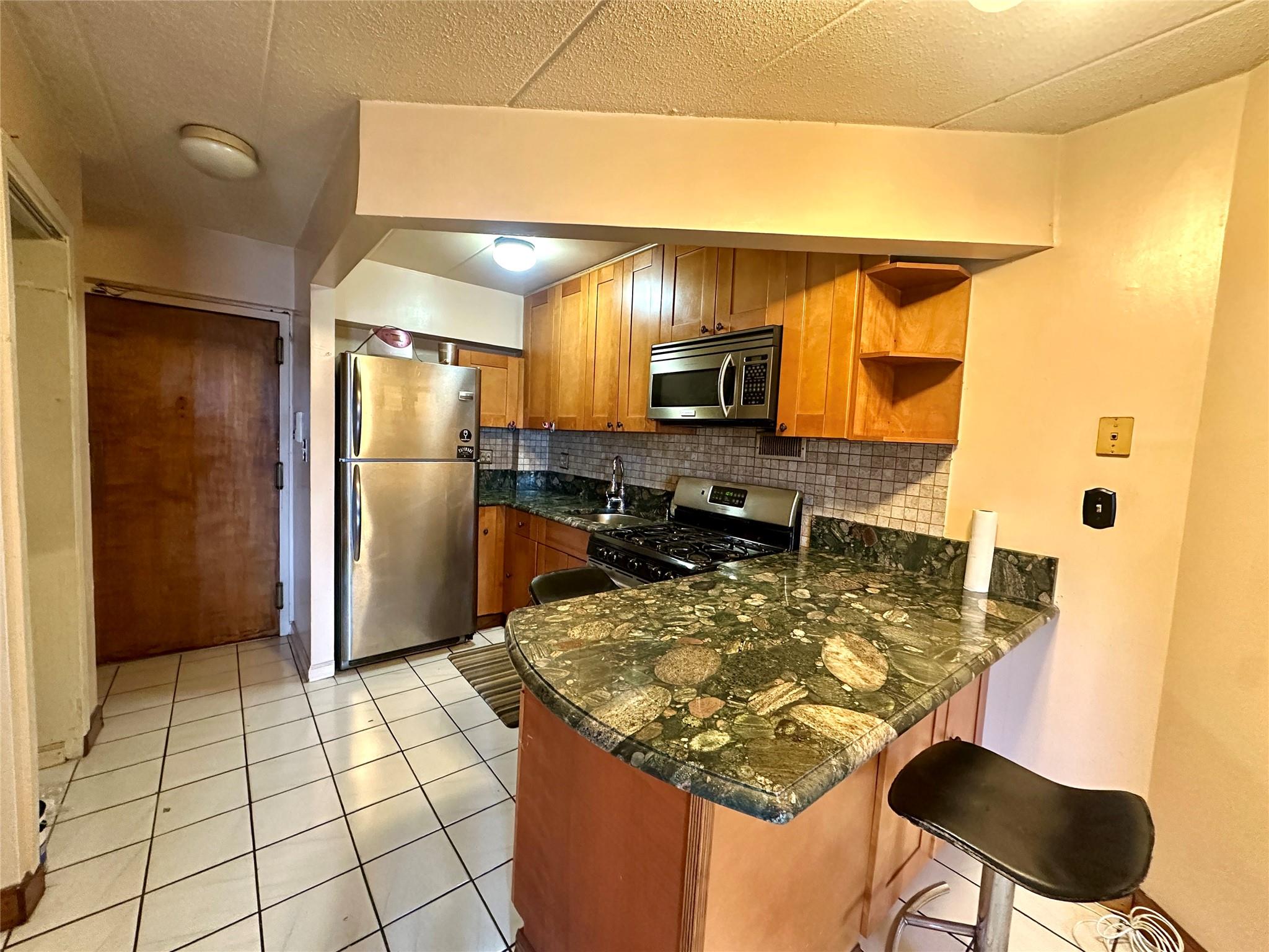 130-14 60 Avenue # 2E, Flushing, NY 11355