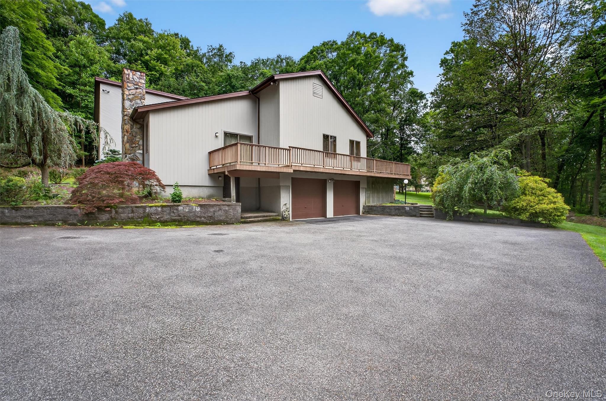 35 Greenlawn Road, Amawalk, NY 10501