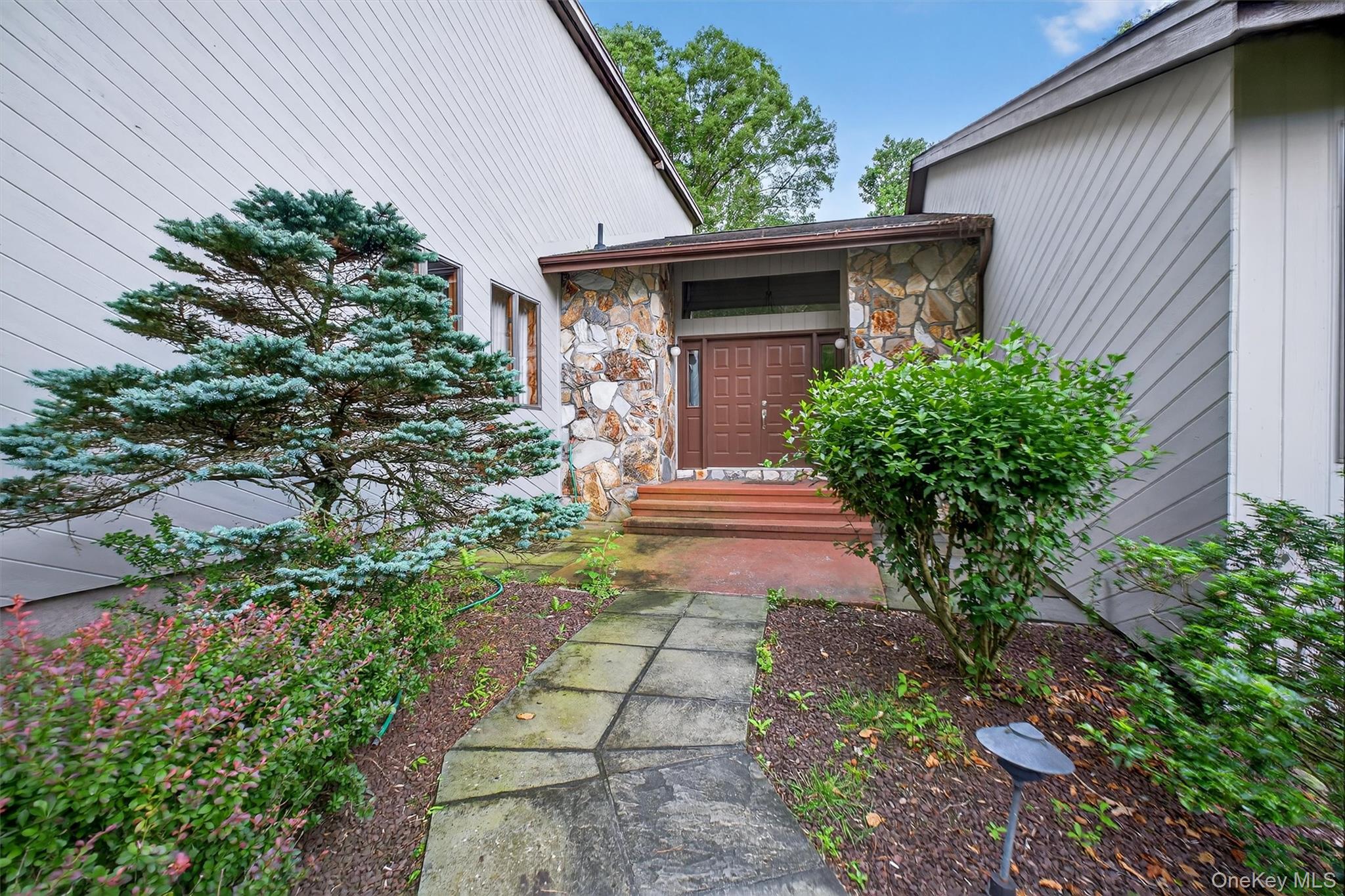 35 Greenlawn Road, Amawalk, NY 10501