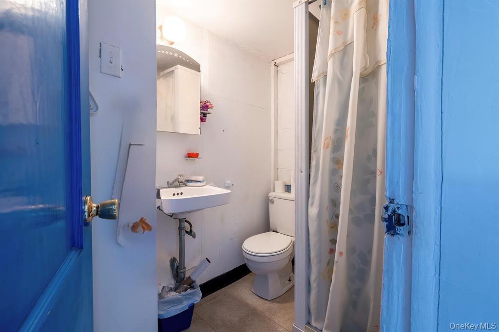 18 Gainsborg Avenue E, West Harrison, NY 10604