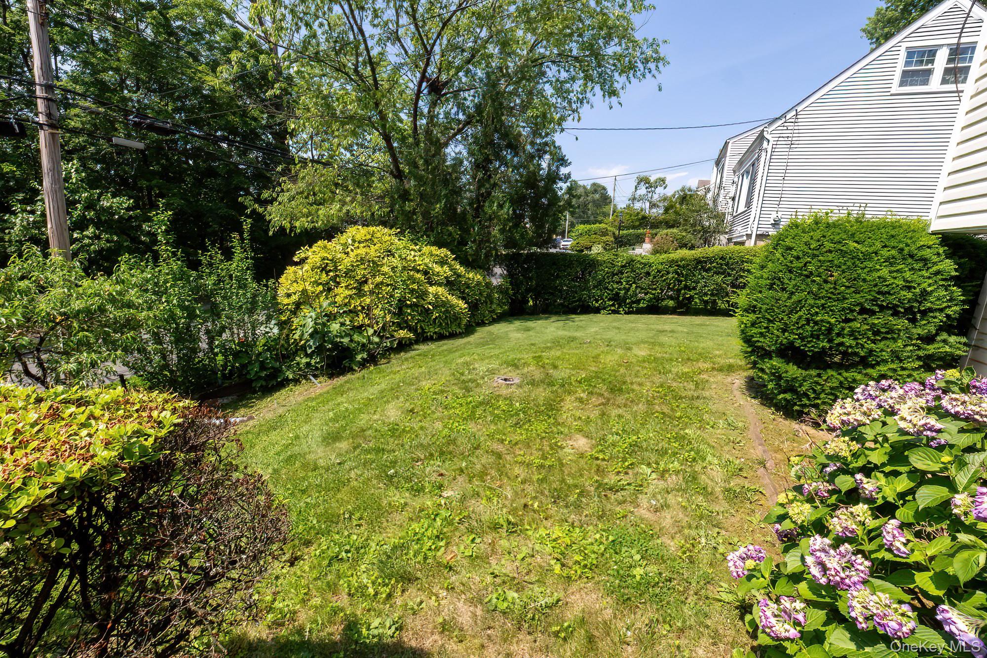 18 Gainsborg Avenue E, West Harrison, NY 10604