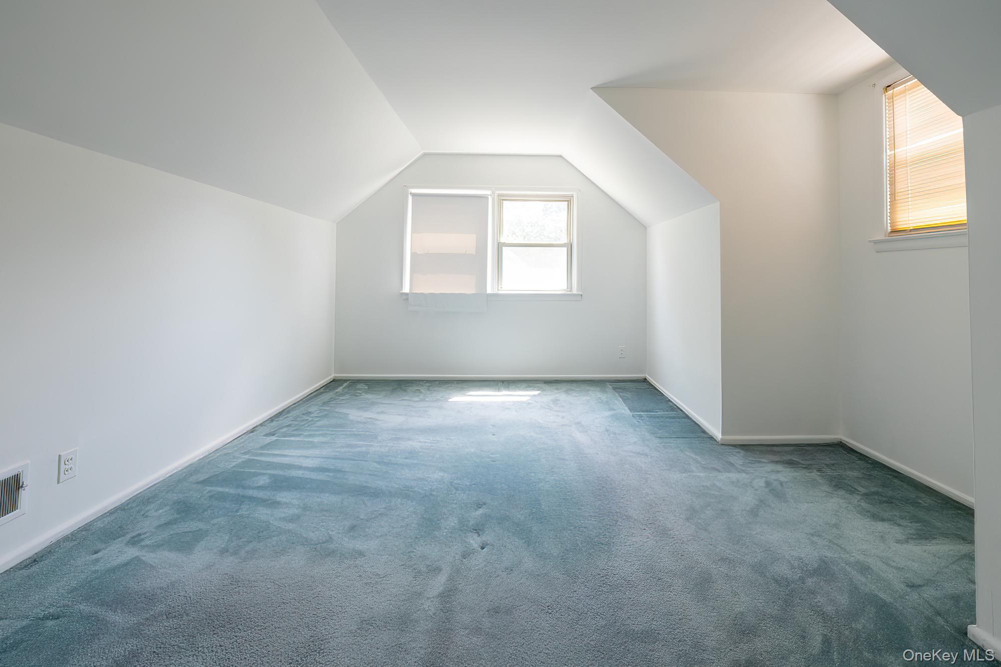 18 Gainsborg Avenue E, West Harrison, NY 10604